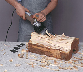 東京オートマック 製品紹介:電動木彫機:大型木彫のチーゼルワイス